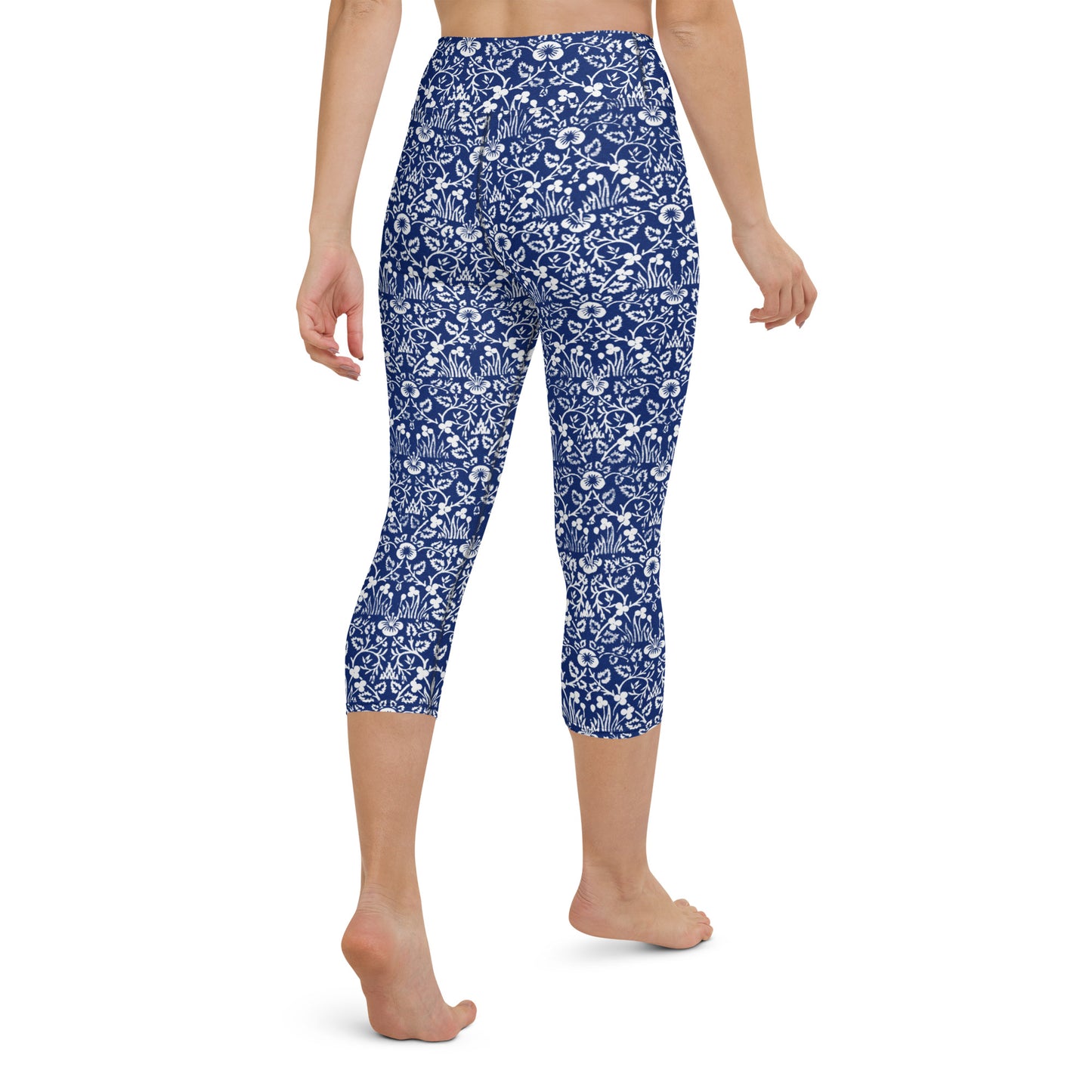 William Morris print yoga capri leggings