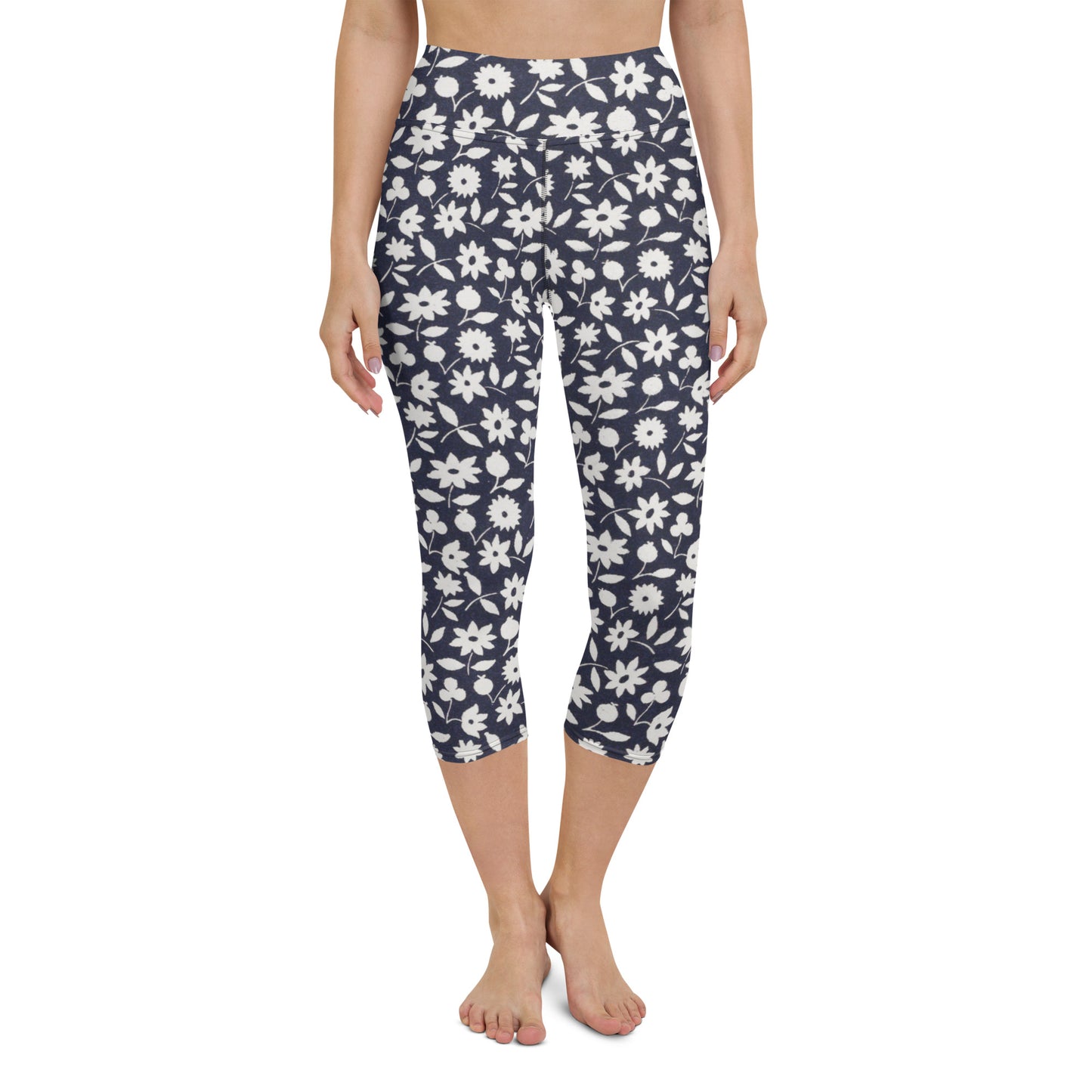 White flowers yoga capri leggings