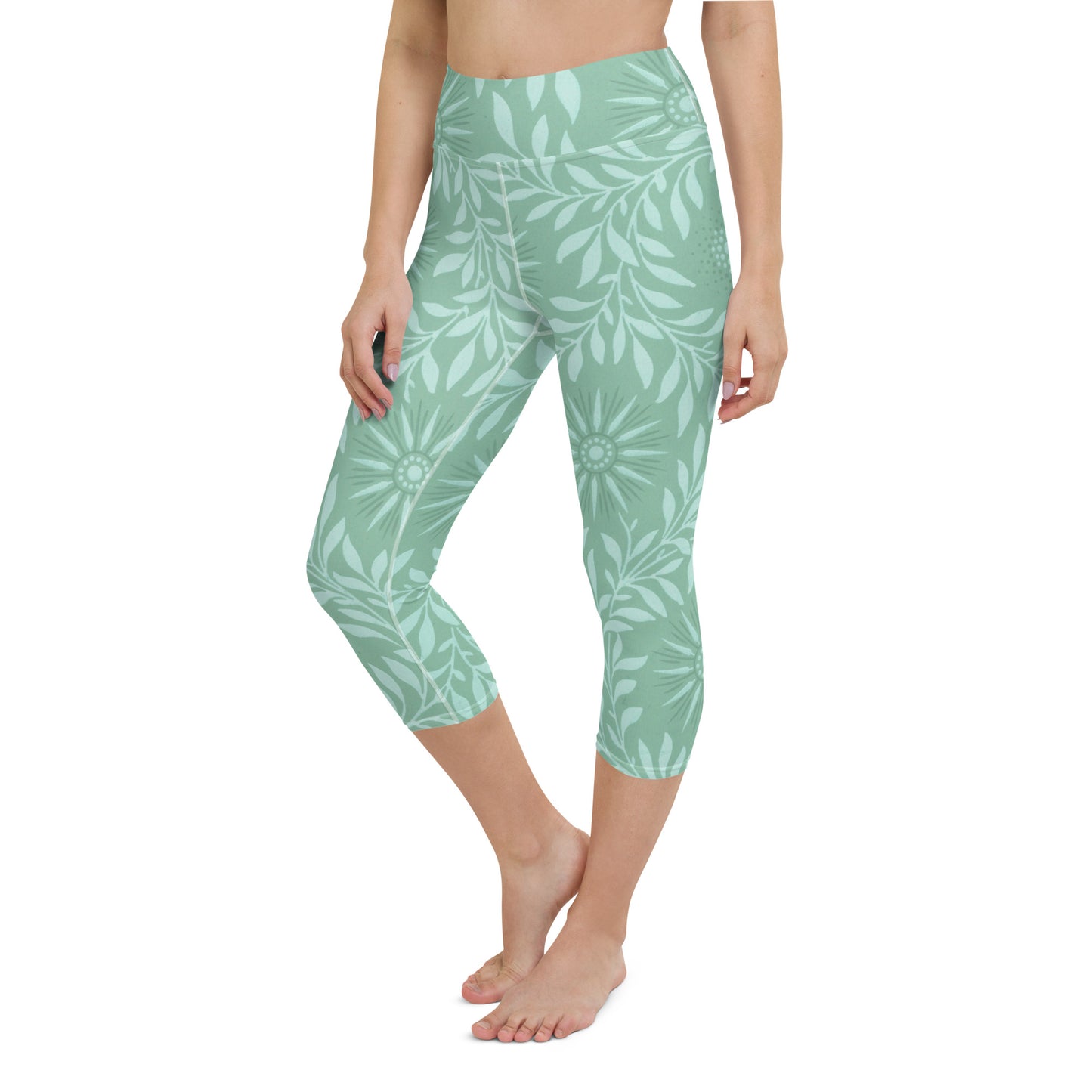 Green patterned yoga capri leggings