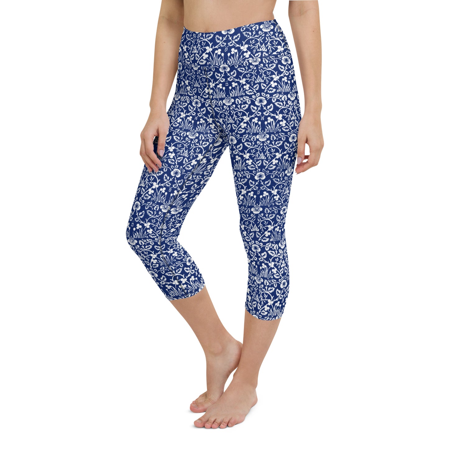 William Morris print yoga capri leggings