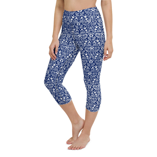 William Morris print yoga capri leggings