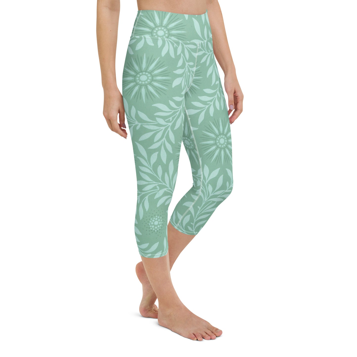 Green patterned yoga capri leggings