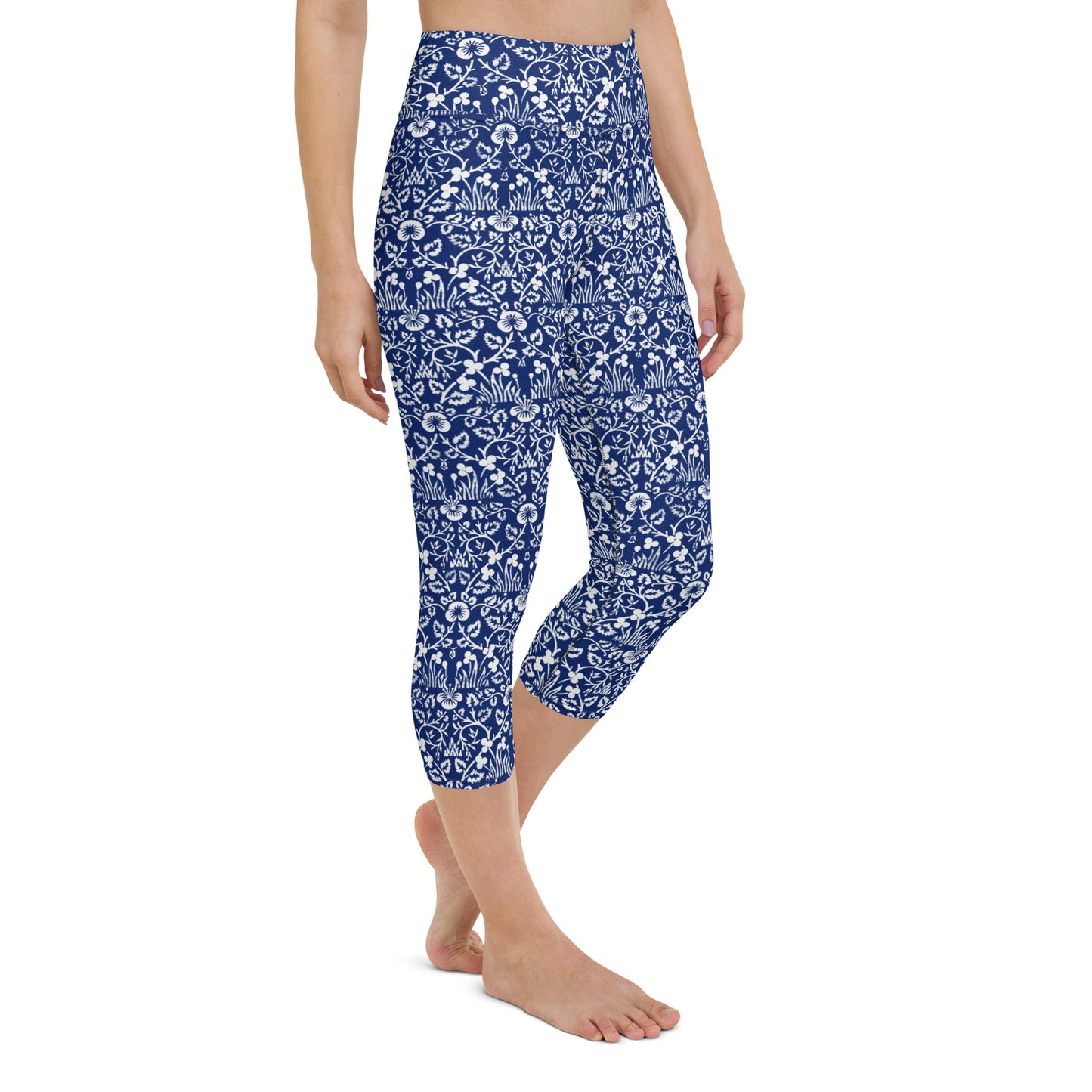 William Morris print yoga capri leggings