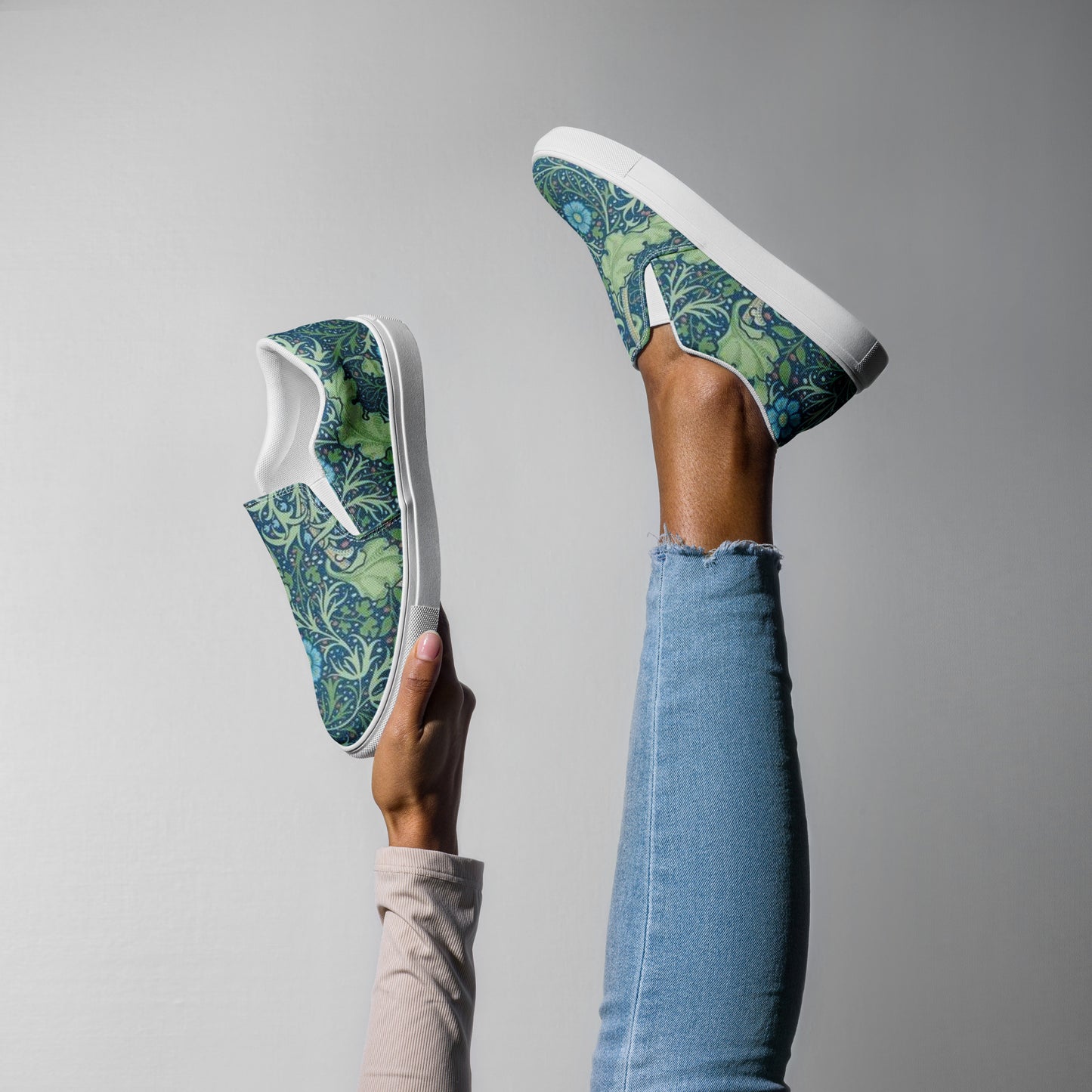 William Morris print women’s slip-on canvas sneakers