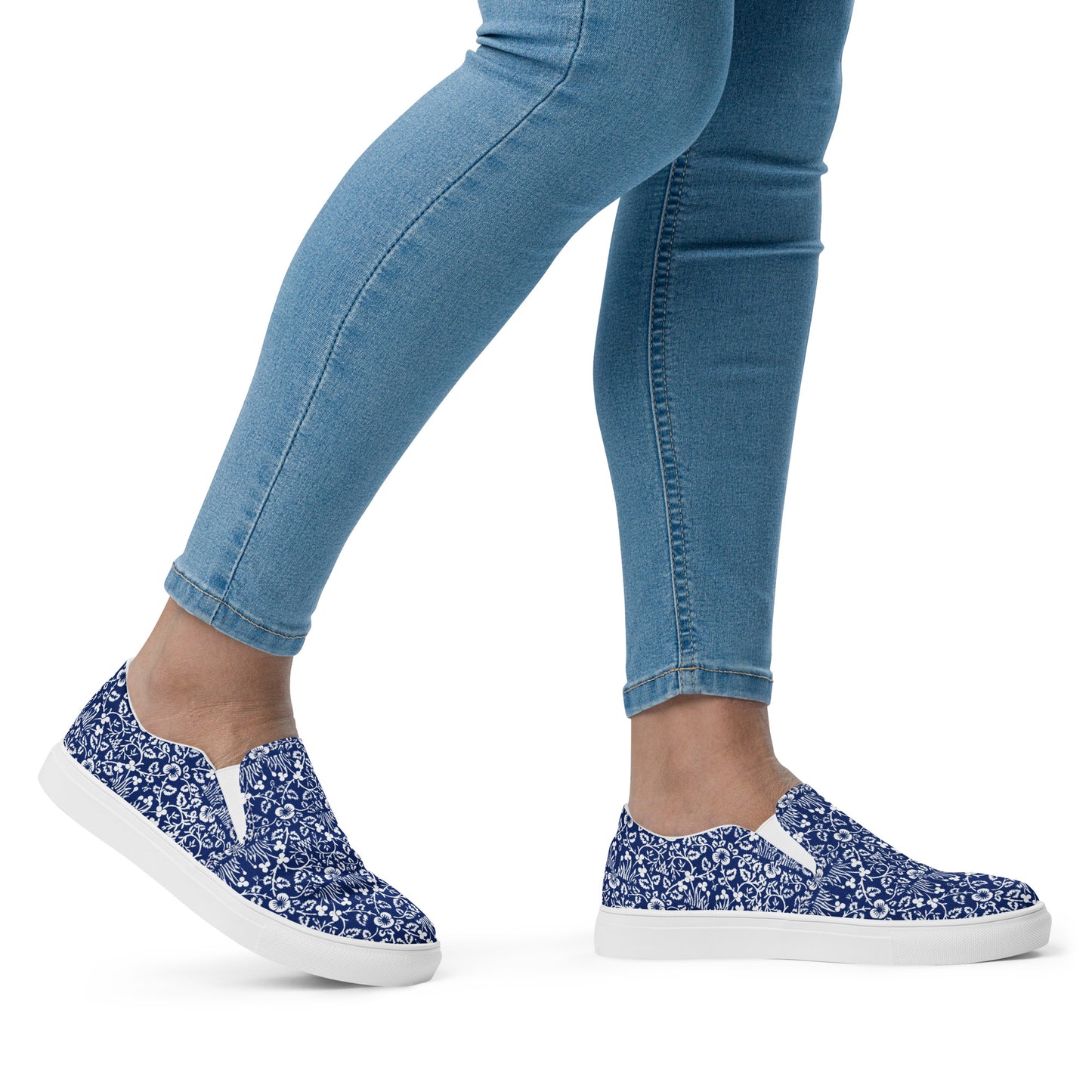 William Morris print women’s slip-on canvas sneakers